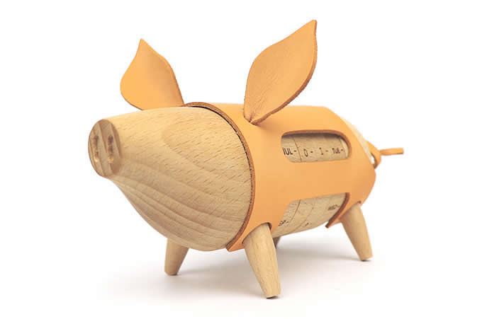   Wooden Pig Shaped Perpetual Calendar 