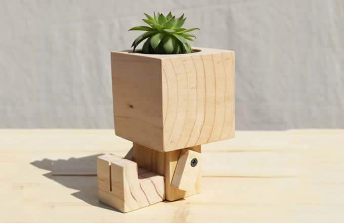   Wooden Robot Pen Pencil Phone Holder Desk Organizer Flowerpot