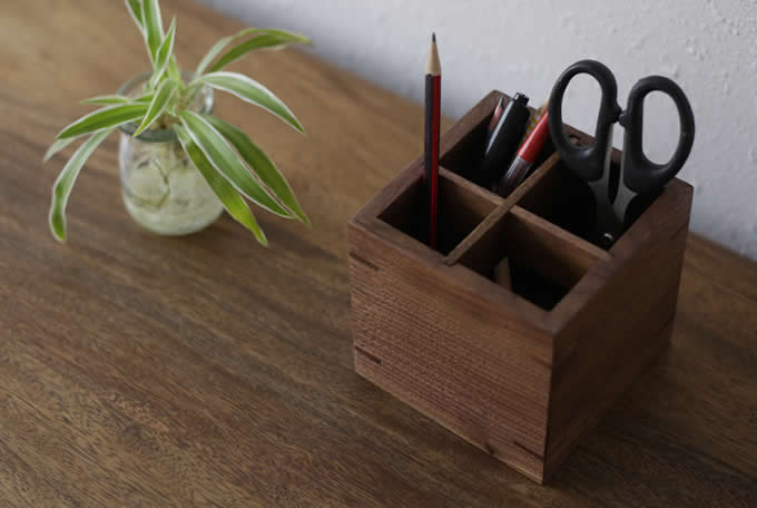  Black walnut Wooden 4 Compartments Desktop Storage Organizer Pen Pencil Holder 
