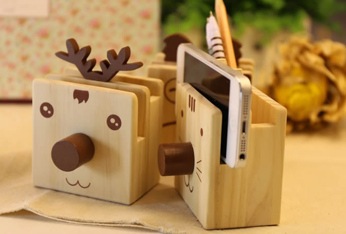 Cartoon Wooden Pen Holder With Eyeglasses Holder 