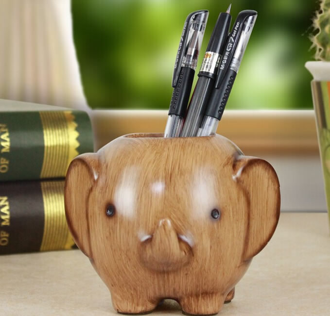  Elephant Shaped Pen Holder