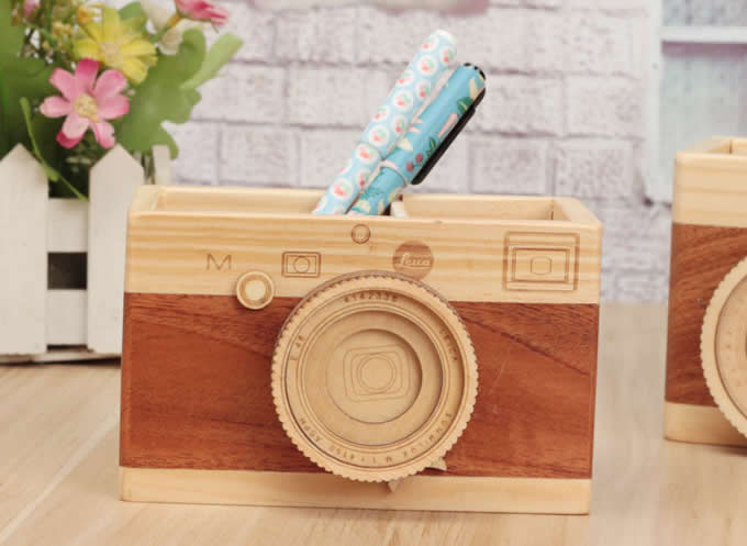   Wooden Camera Shaped Pen Holder