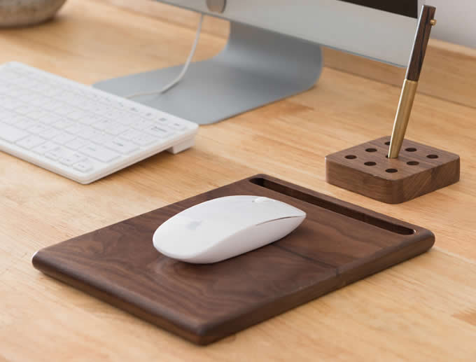  Wooden Mouse Pad With Smart Phone Stand 
