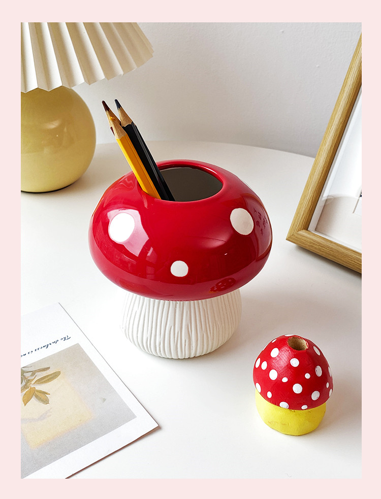 Mushroom Desktop Decor Pen Holder