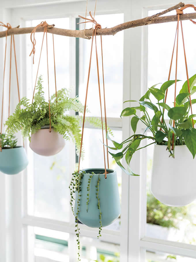  Ceramic Hanging Planter Pot Decorative Flower Vase