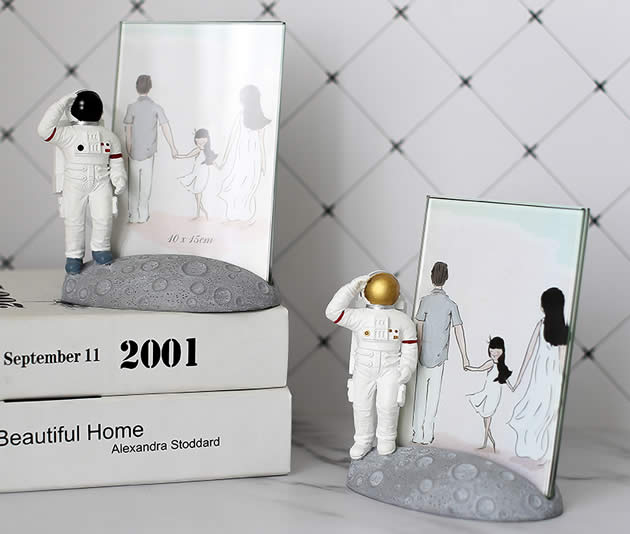 Creative astronaut desktop decoration photo frame