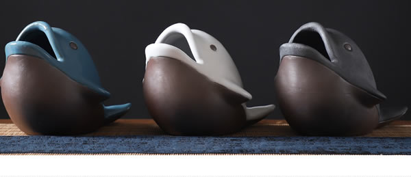 Cute little dolphin ceramic ashtray home decoration