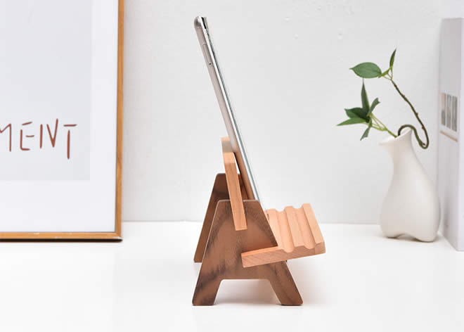 Creative Desktop Wooden Mini Chair Phone Holder