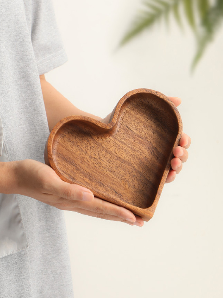 Black Walnut Heart-Shaped Candy,Nut Storage Tray