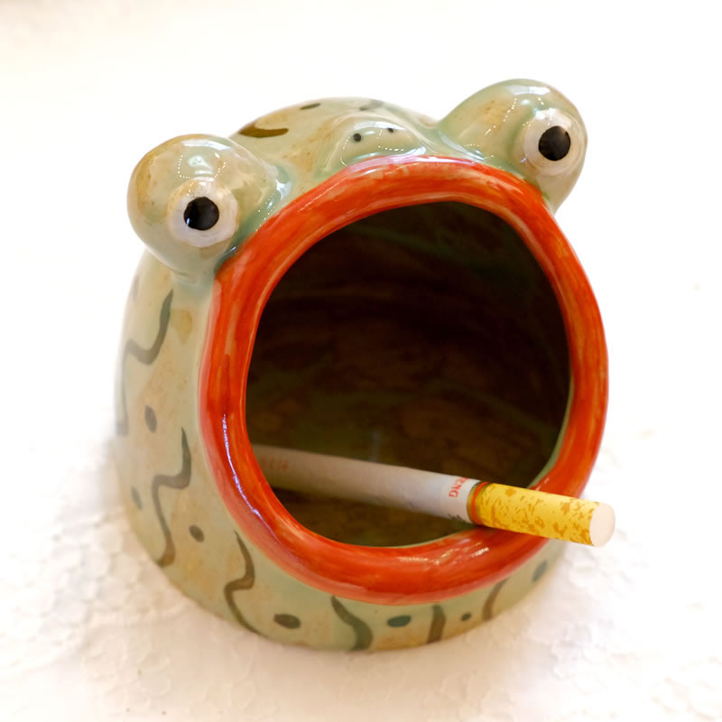 Fun Frog Big Mouth Ashtray