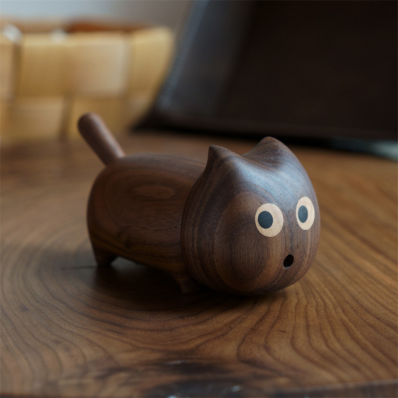 Wooden Playful Cat Toothpick Holder