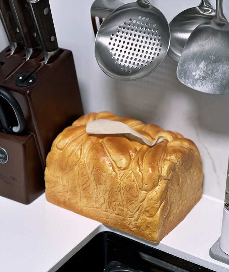 Fun Bread Tissue Box, Amazing Art