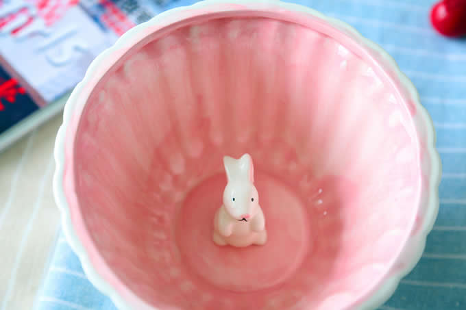  3D Rabbits Figurine Decorative  Fruit Salad Bowl 