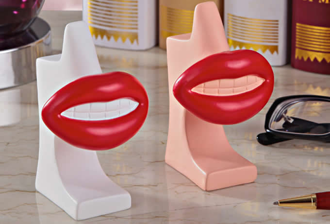 Big Lips Sunglasses Glasses Holder / Spectacle Display Stand