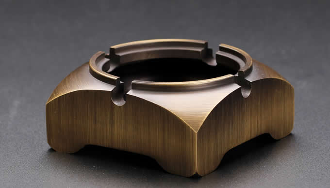 Decorative Solid Brass Retro Ashtray