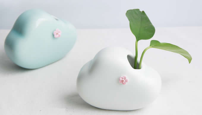 Desktop Porcelain Cloud Vase 