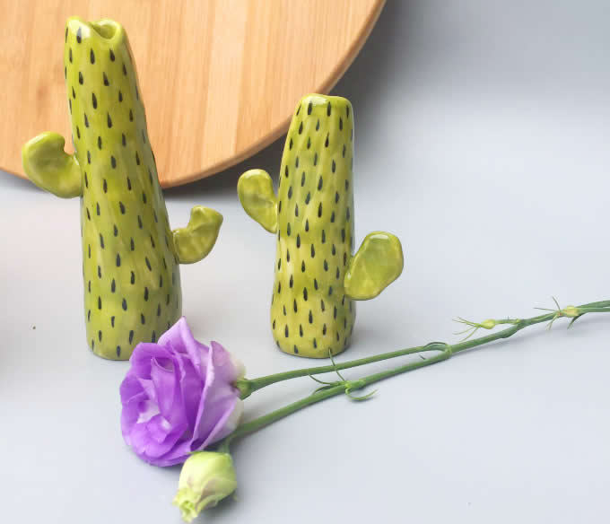 Handmade Cactus Model Ceramic Decorator Vase