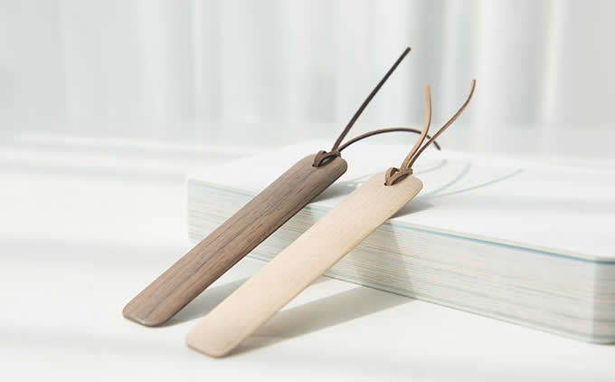  Handmade Natural Wood Bookmark