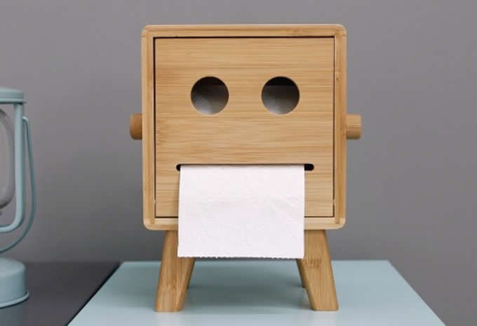 Natural Bamboo Wooden Smiley Face Tissue Box 