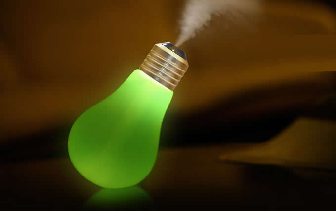 USB Bulb Shaped Mist Humidifier with Colorful LED Night Light