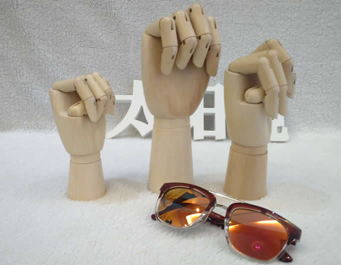Wooden Hand Form Sunglasses Glasses Holder / Spectacle Display Stand   Bracelet Display