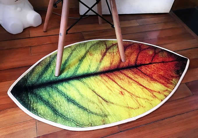 Leaf Shaped Area Floor Mat/Rug - Red Leaf