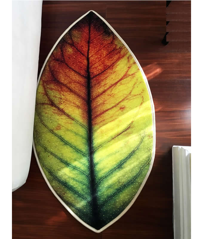 Leaf Shaped Area Floor Mat/Rug - Red Leaf