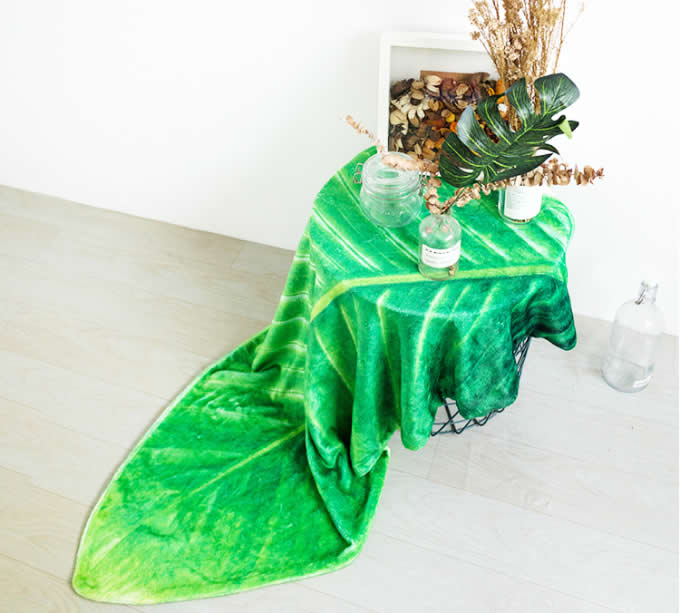  Leaf shape Soft Air Conditioning Blanket- Phrynium Leaf
