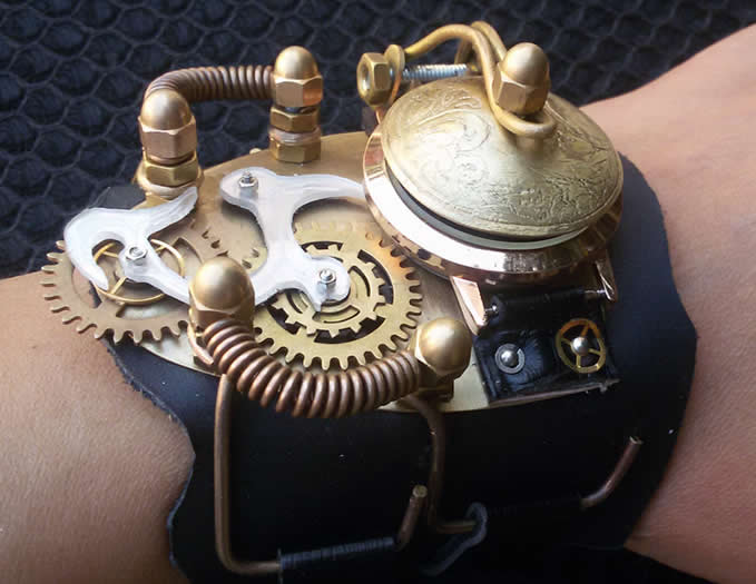  Steampunk Gear Wristwatch