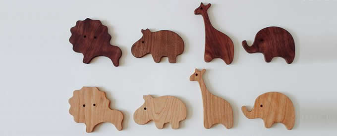 Wooden Animal Ornaments Elephant, Giraffe, Hippo, lion  