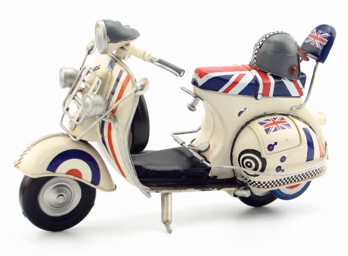 Handmade Antique Model Kit Motorcycle-1968  VESPA Motor Scooter