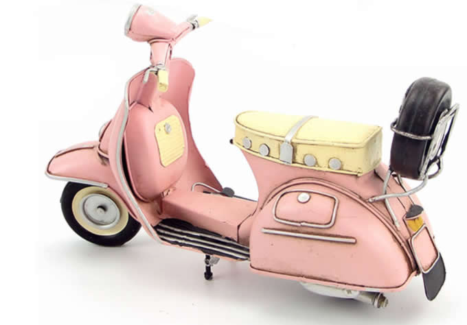 Handmade Antique Model Kit Motorcycle-Retro VESPA Motor Scooter