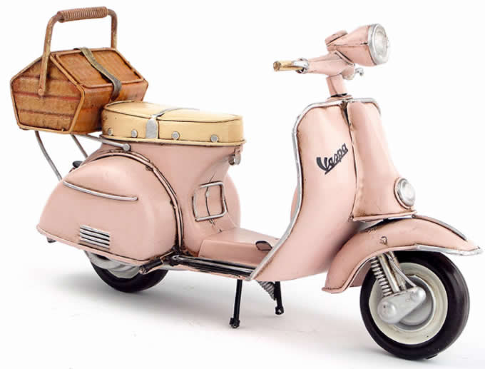 Handmade Antique Model Kit Motorcycle-Retro VESPA Motor Scooter