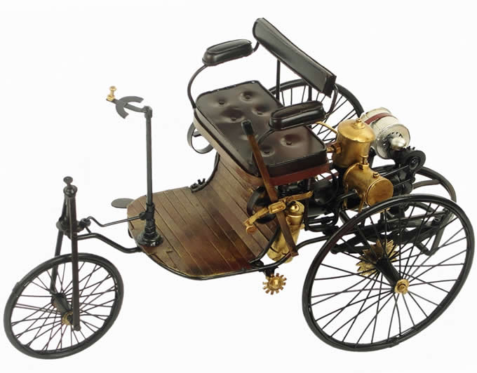  Handmade Antique  Model Kit Car-Benz Patent Motorwagen 1886