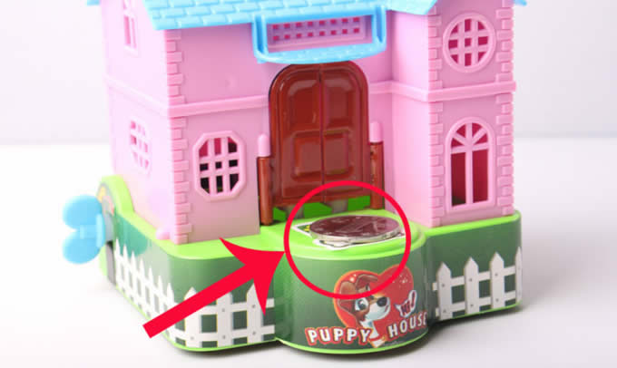  Dog House Piggy Bank 