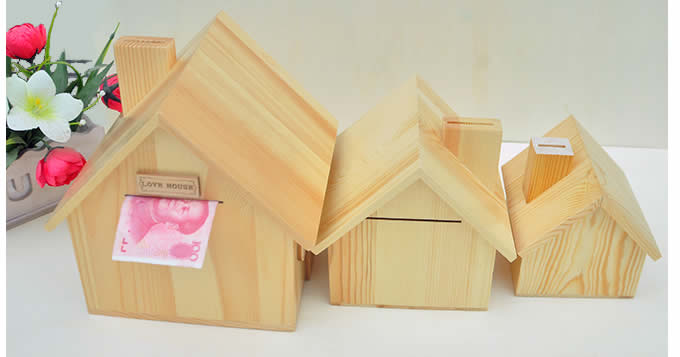 Wood  House Money Box Piggy Bank